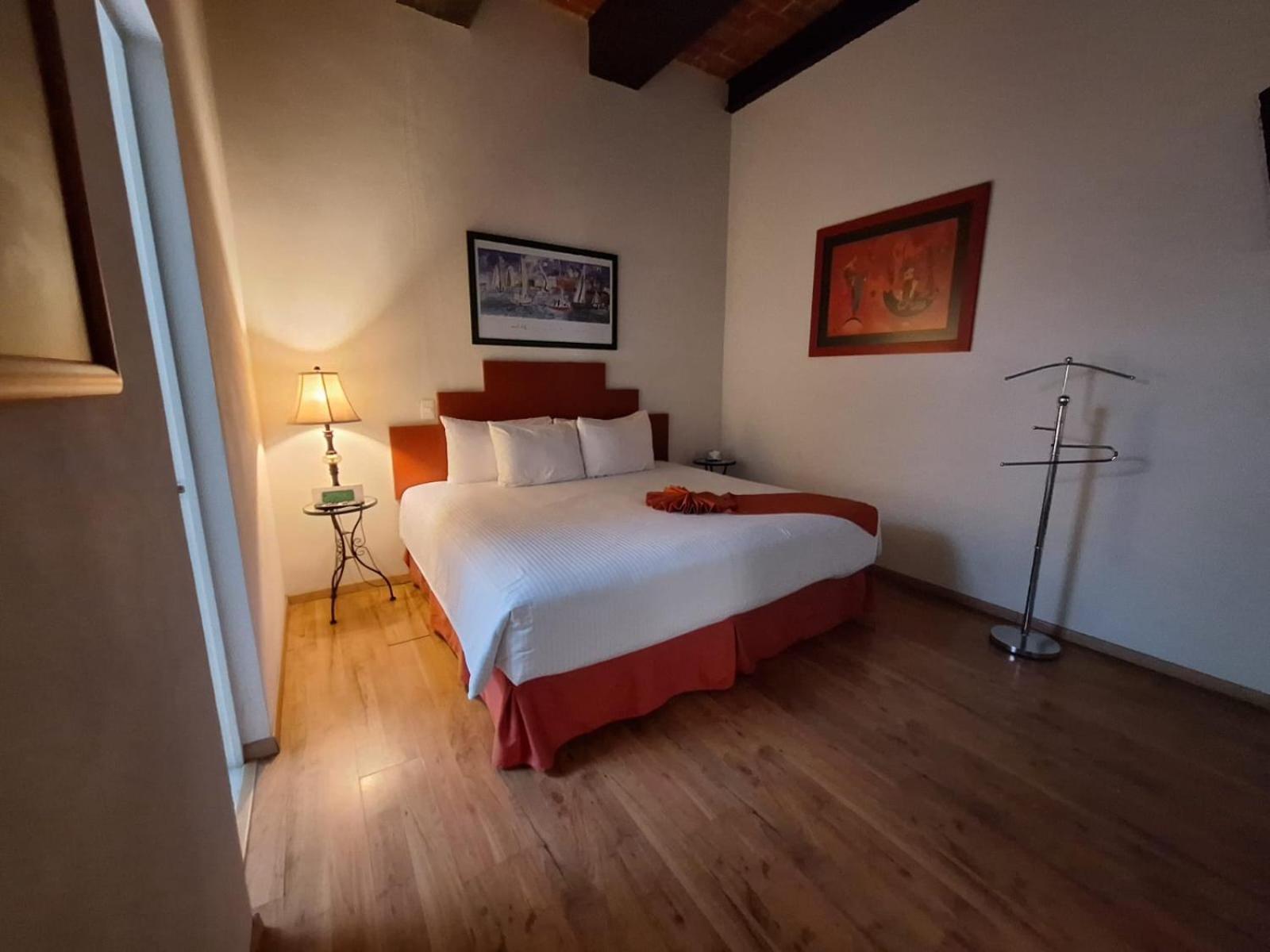 Hotel Del Capitan De Puebla, Departamentos المظهر الخارجي الصورة