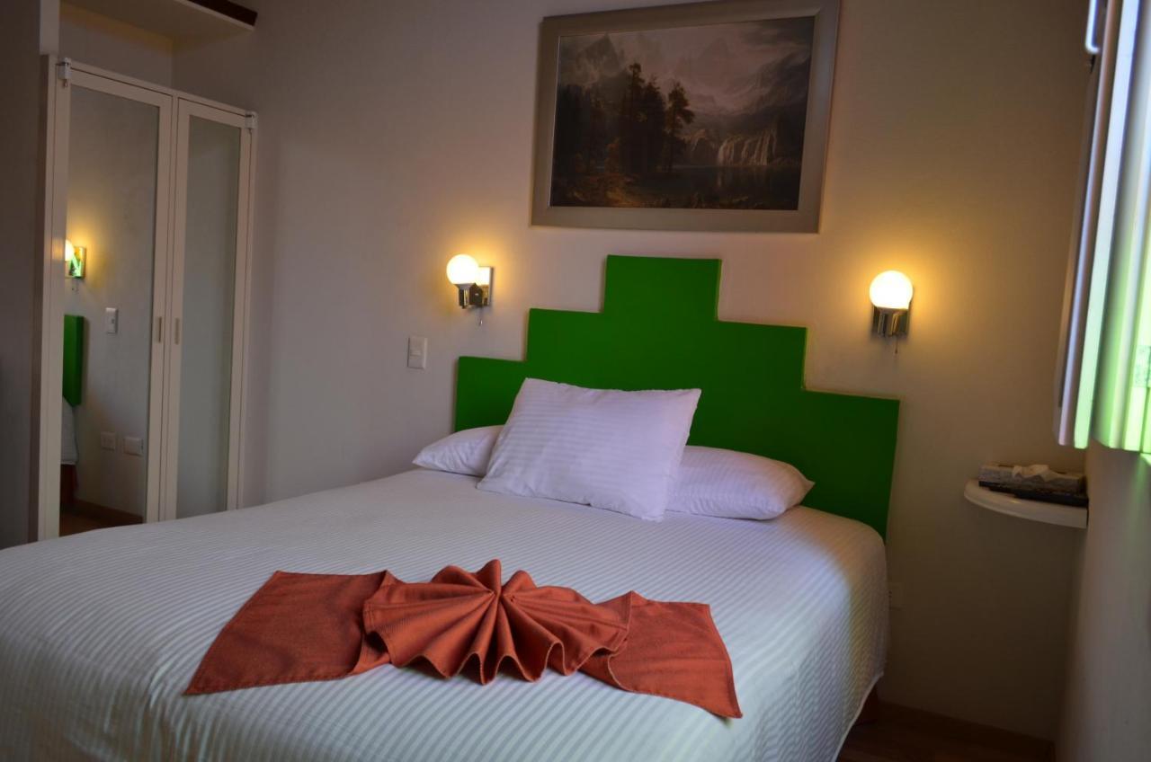 Hotel Del Capitan De Puebla, Departamentos المظهر الخارجي الصورة