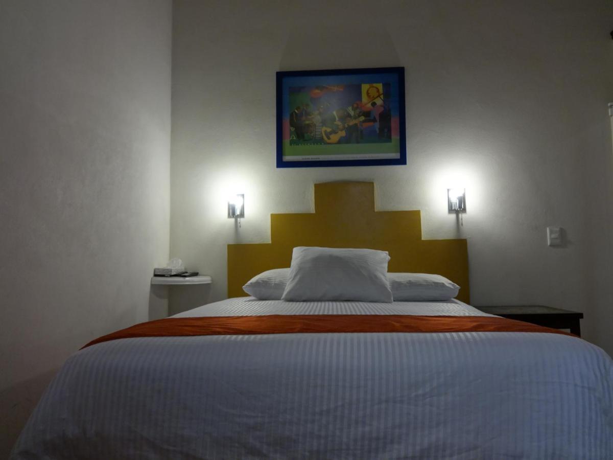 Hotel Del Capitan De Puebla, Departamentos المظهر الخارجي الصورة